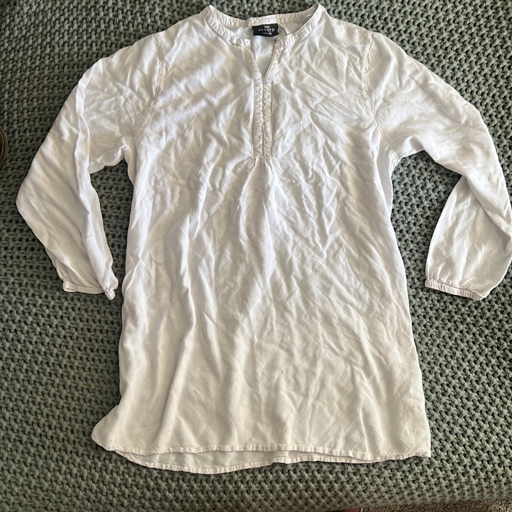 Gina Benotti blouse. Loose fitting. Very soft material Size L